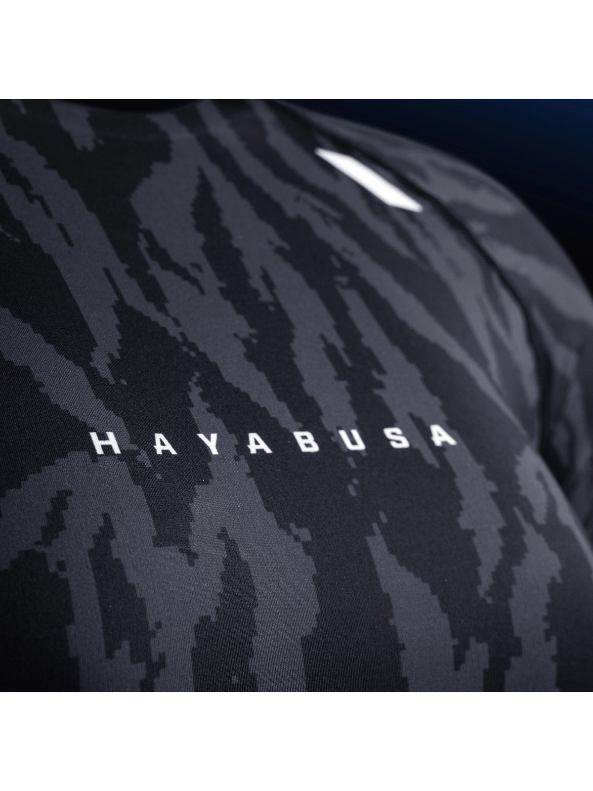 Hayabusa Women's Apex Long Sleeve Rash Guard, carbon black, image 3