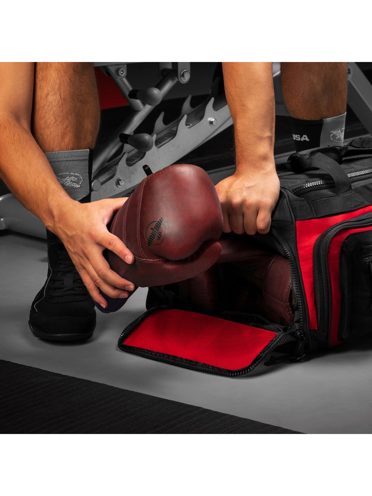 Marvel's Deadpool Duffle Bag, red/black, image 4