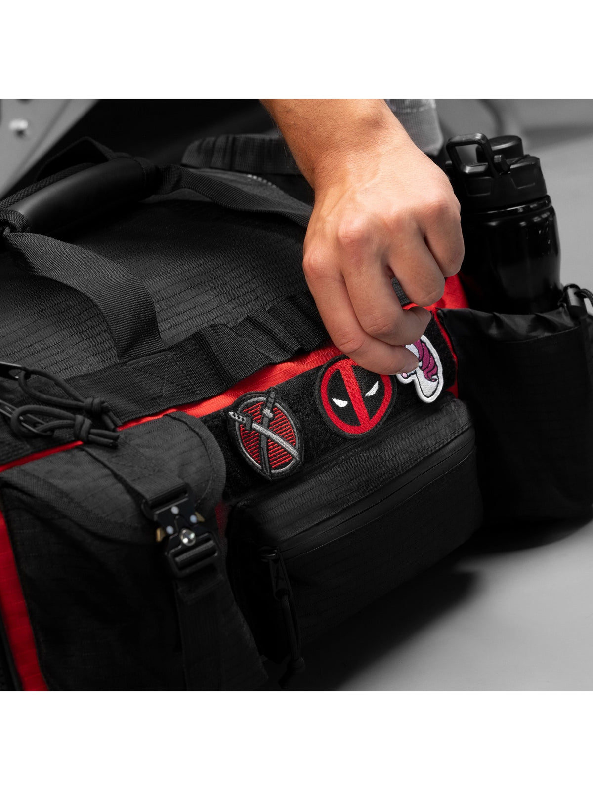 Marvel's Deadpool Duffle Bag, red/black, image 5