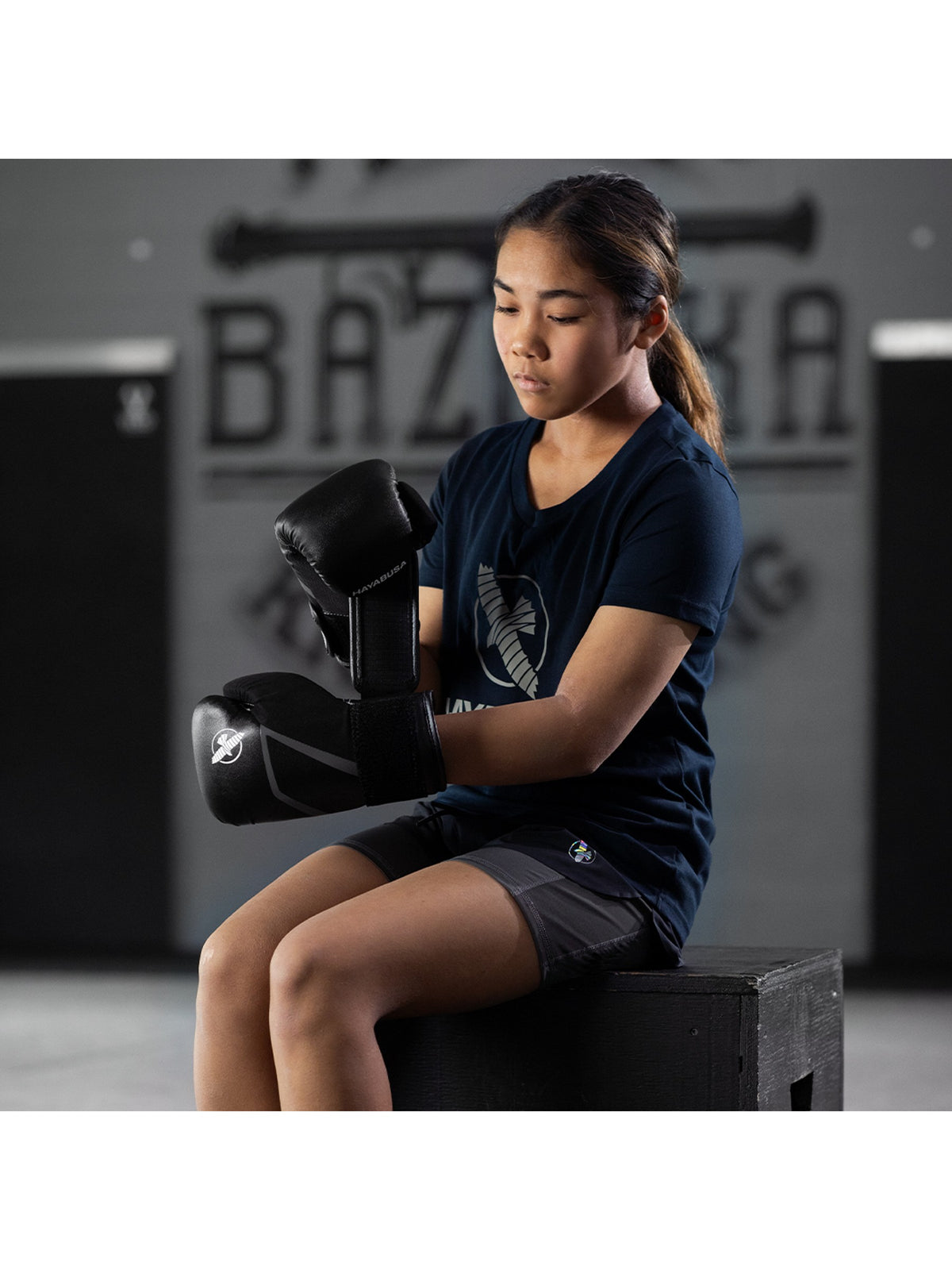 Hayabusa E1 Kids Boxing Gloves, black, image 3