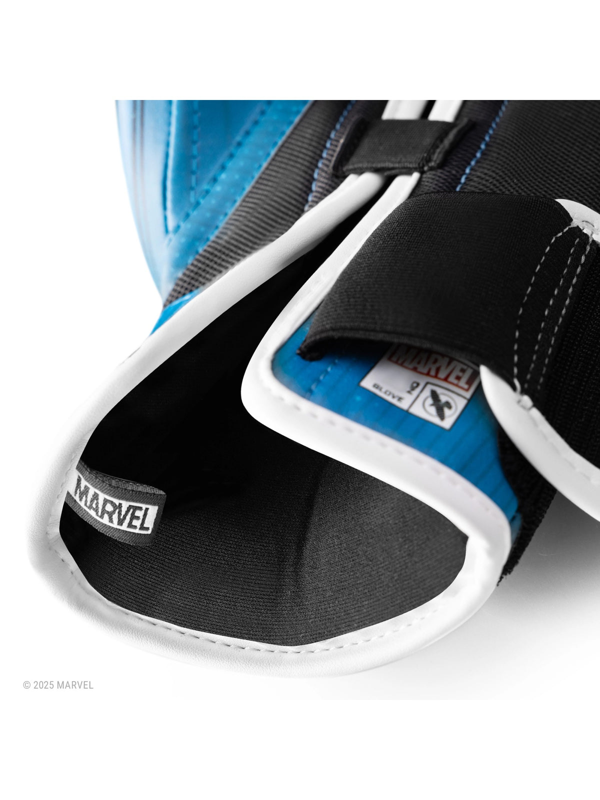 Marvel's Classic Fantastic Four Boxing Gloves - '4' Detail