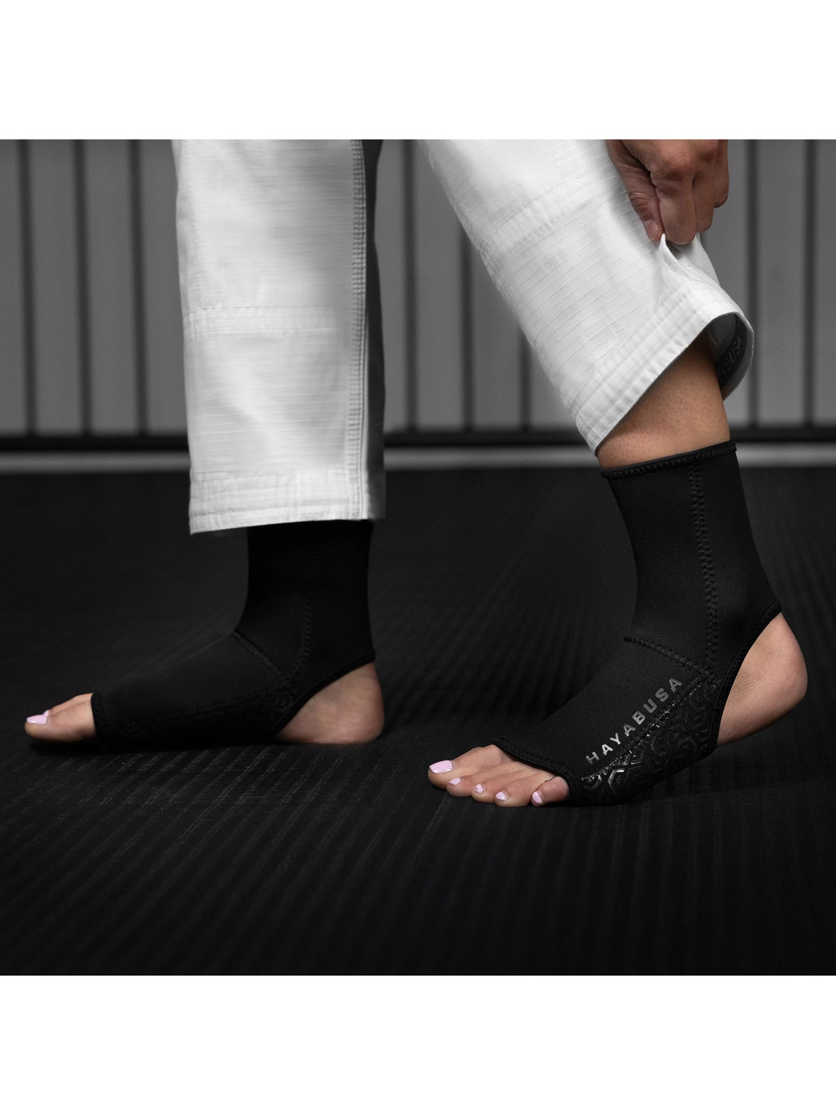 Hayabusa Ashi Foot Grips – View 1