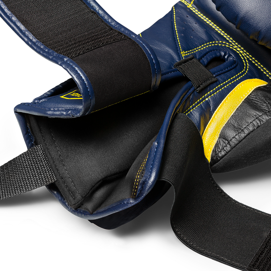 Hayabusa Glove Deodorizer – Black Detail 2