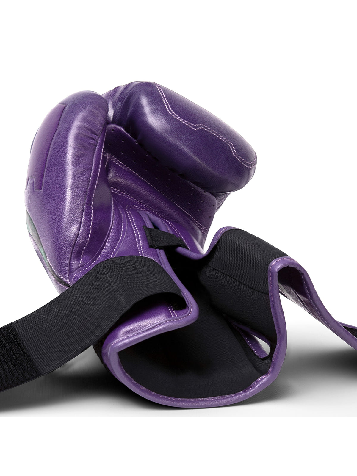 Hayabusa Marvel's Hulk Boxing Gloves – Knuckle Detail