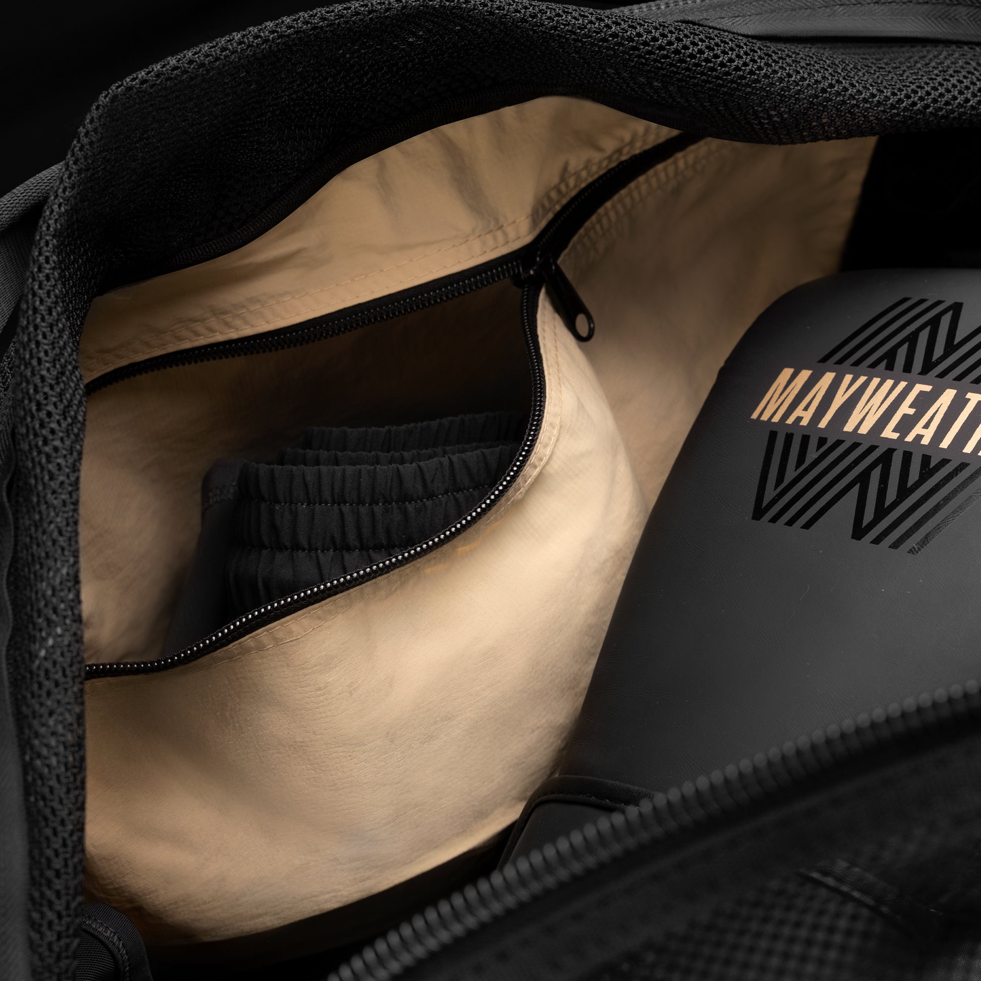 Mayweather Mesh Gym Bag – Interior Pocket