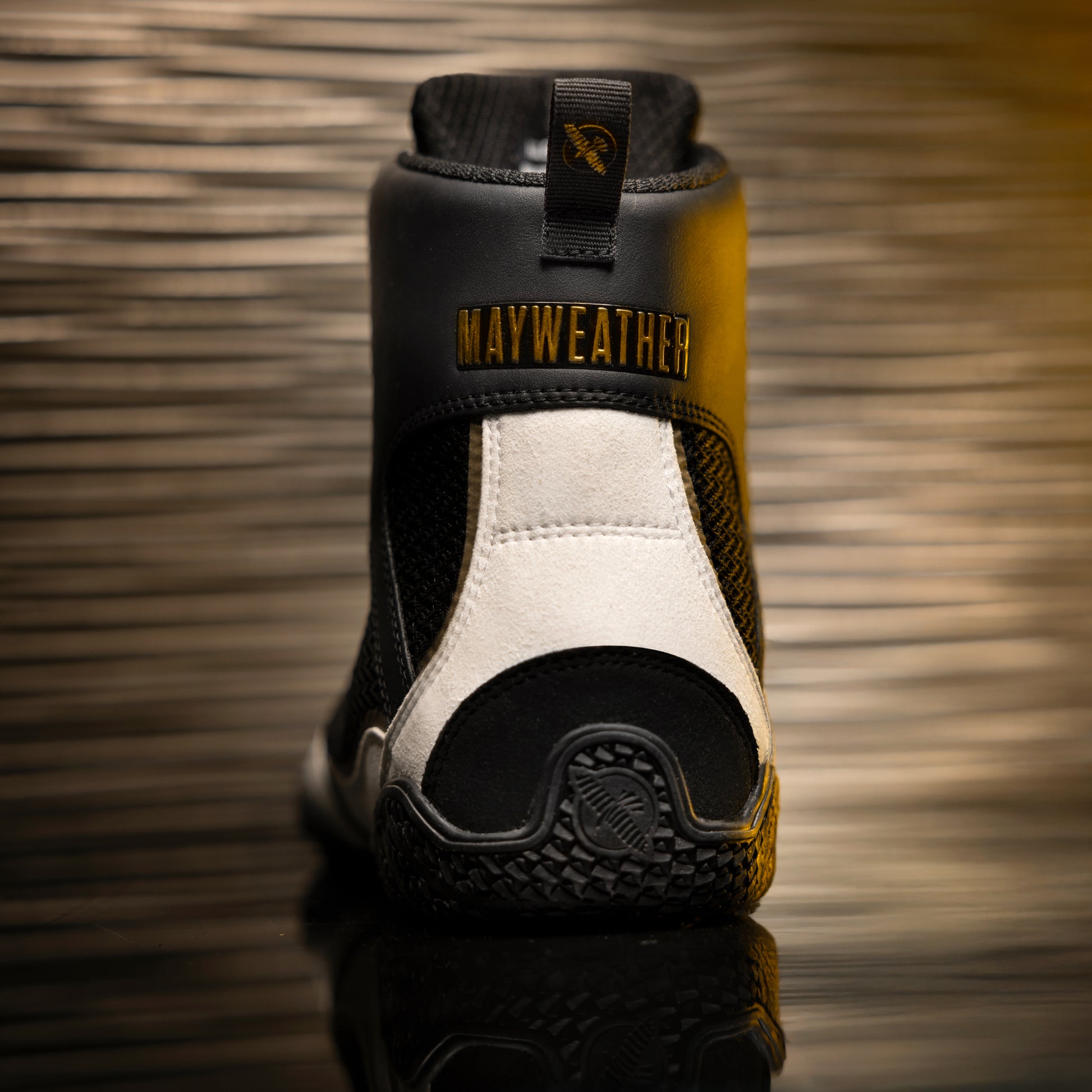 Mayweather Champ Boxing Shoes – Black/Gold Ankle