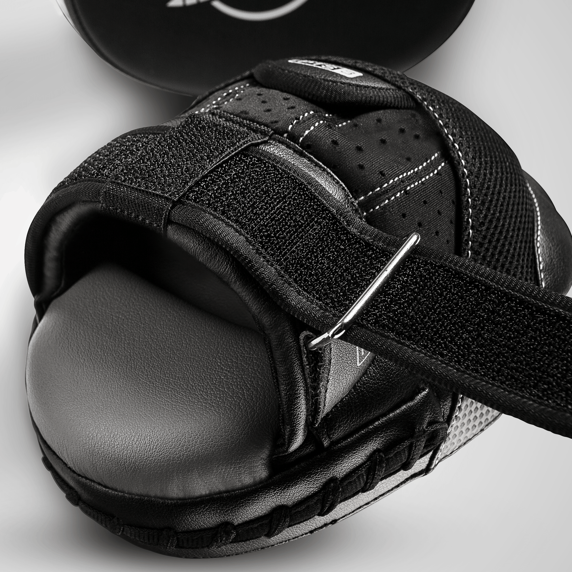 PTS3 Micro Focus Mitts