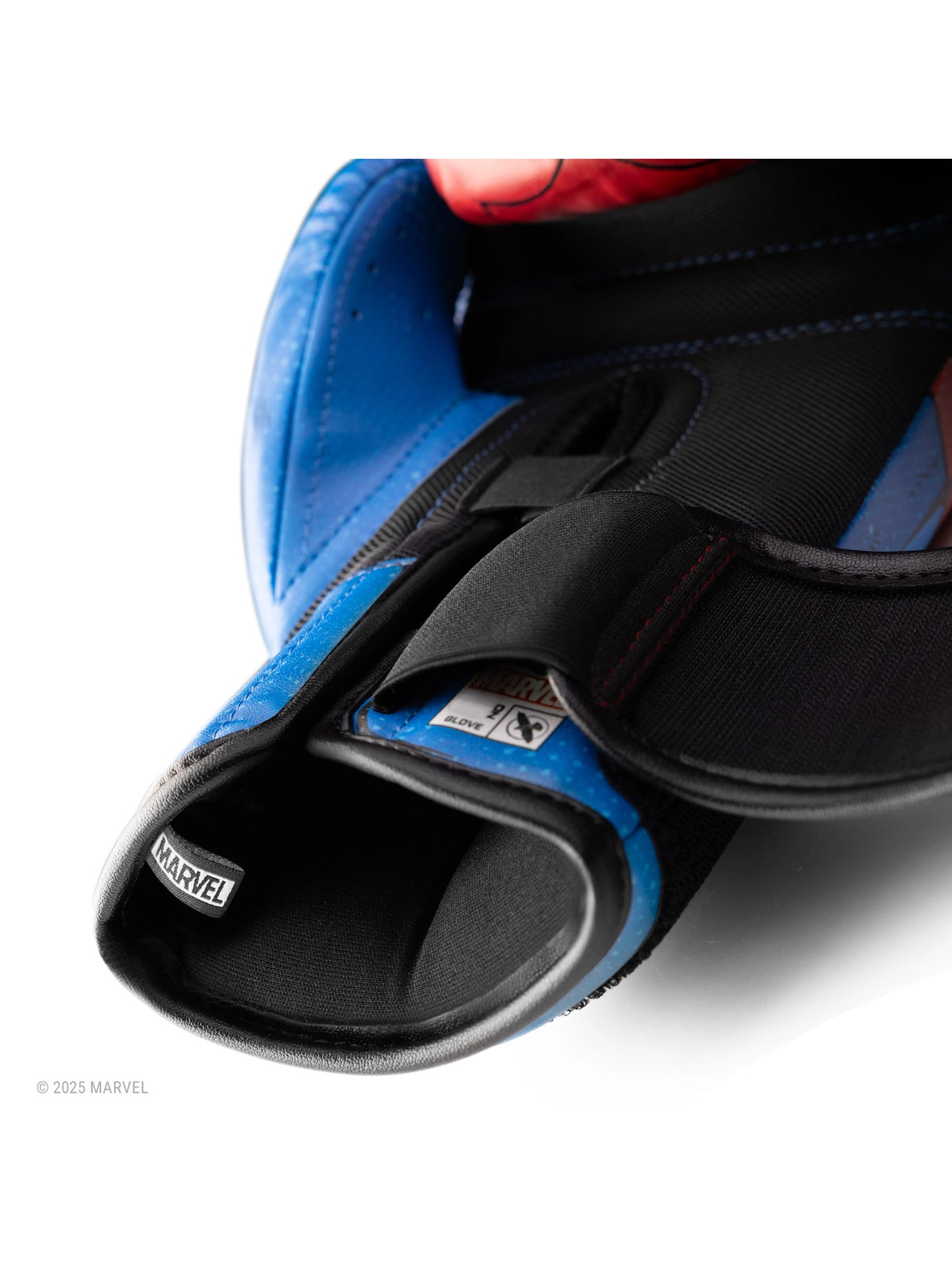 Marvel's Classic Spider-Man Boxing Gloves - Web Detail