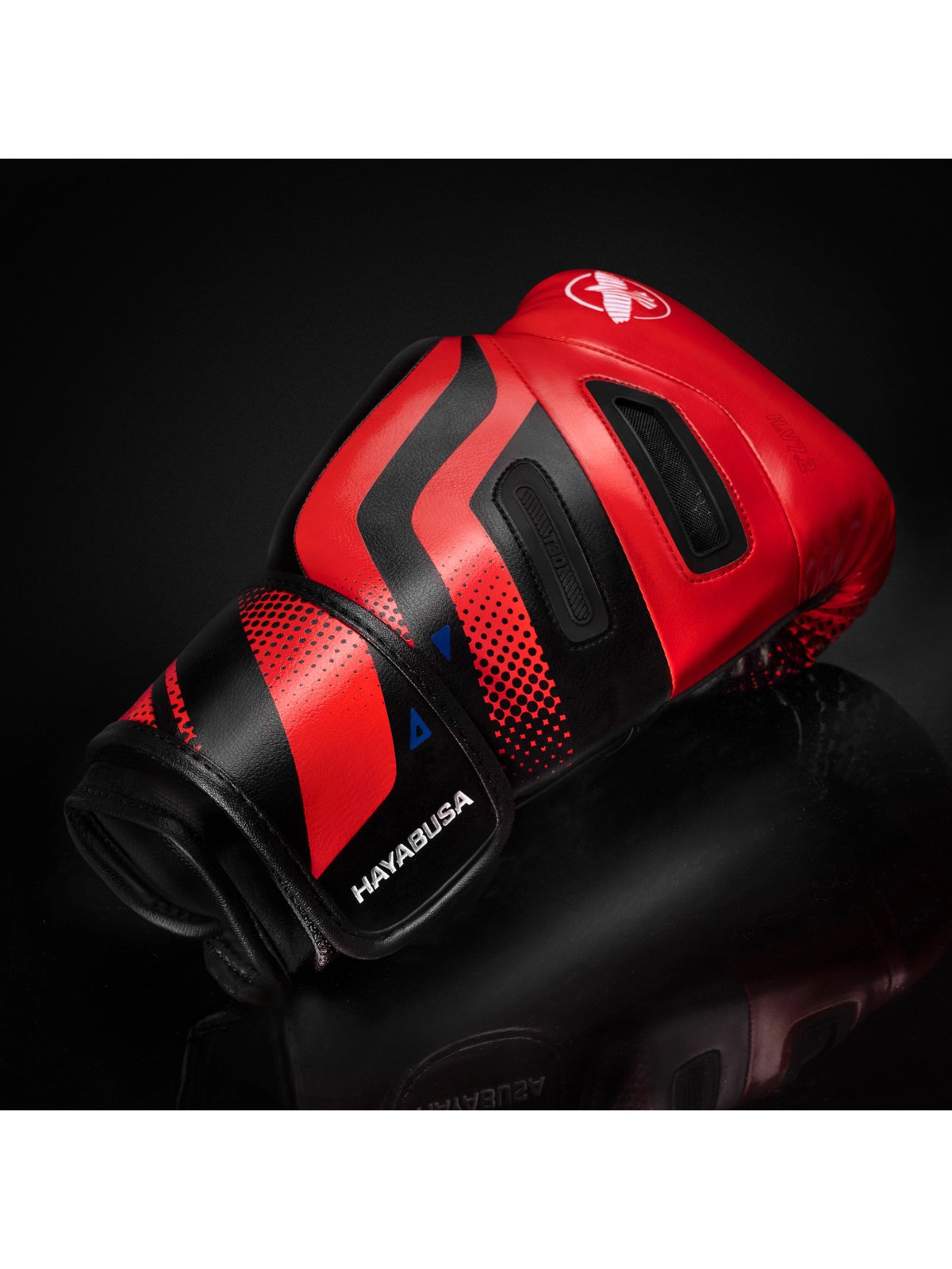 Hayabusa T3D Boxing Gloves, radiant red, image 6