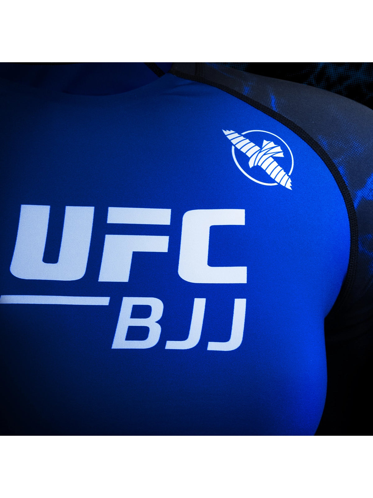 UFC BJJ Women's Short Sleeve Rash Guard, black/blue, image 3