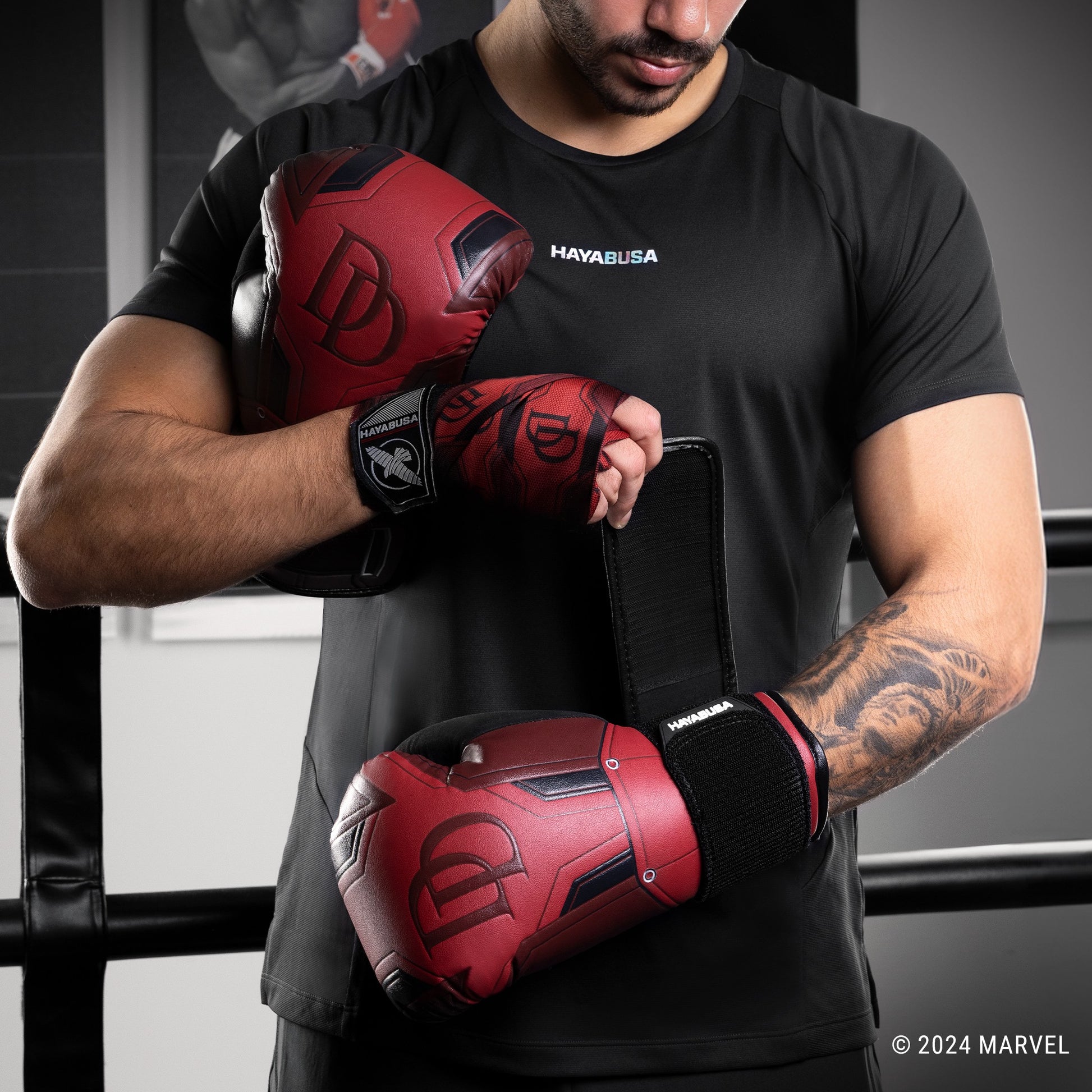 Hayabusa Daredevil Boxing Gloves - Lifestyle