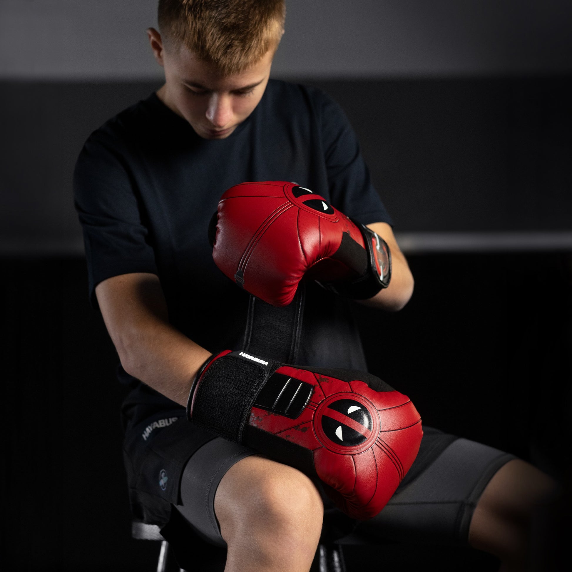 Marvel's Youth Deadpool Boxing Gloves - Dual-X Strap