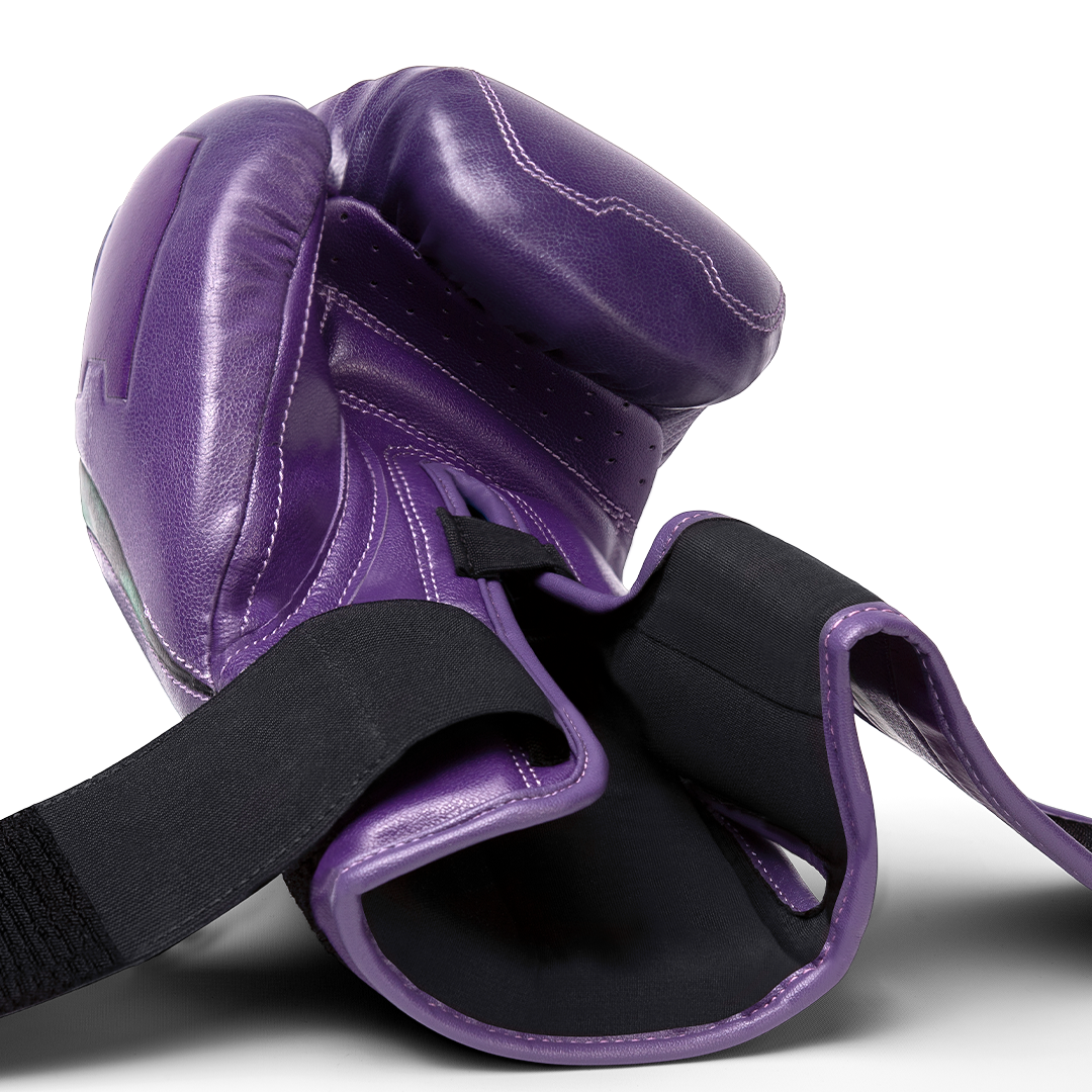 Marvel's Hulk Boxing Gloves - Detail