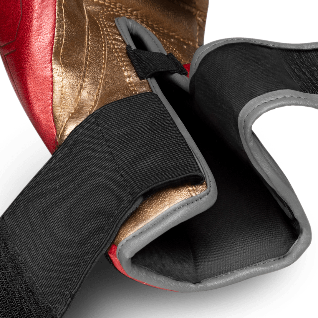 Marvel's Iron Man Boxing Gloves - Detail