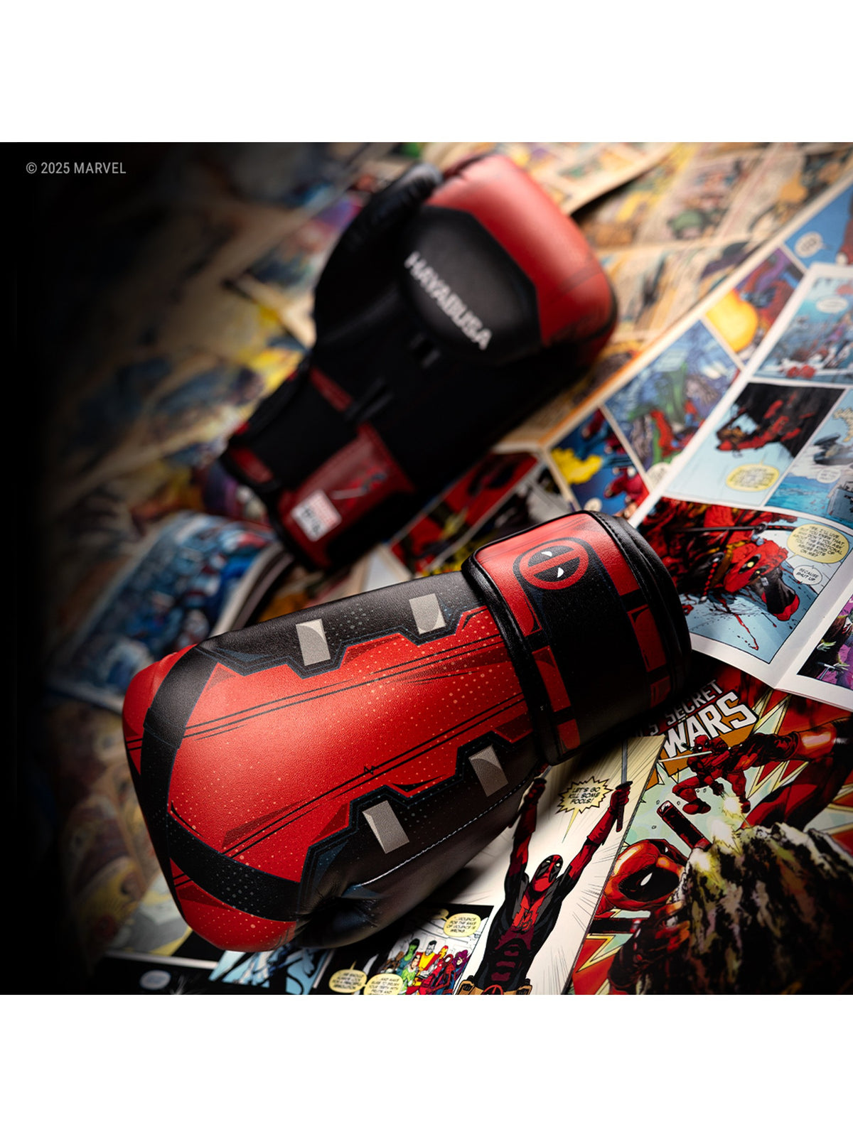 Marvel's Classic Deadpool Boxing Gloves - Training