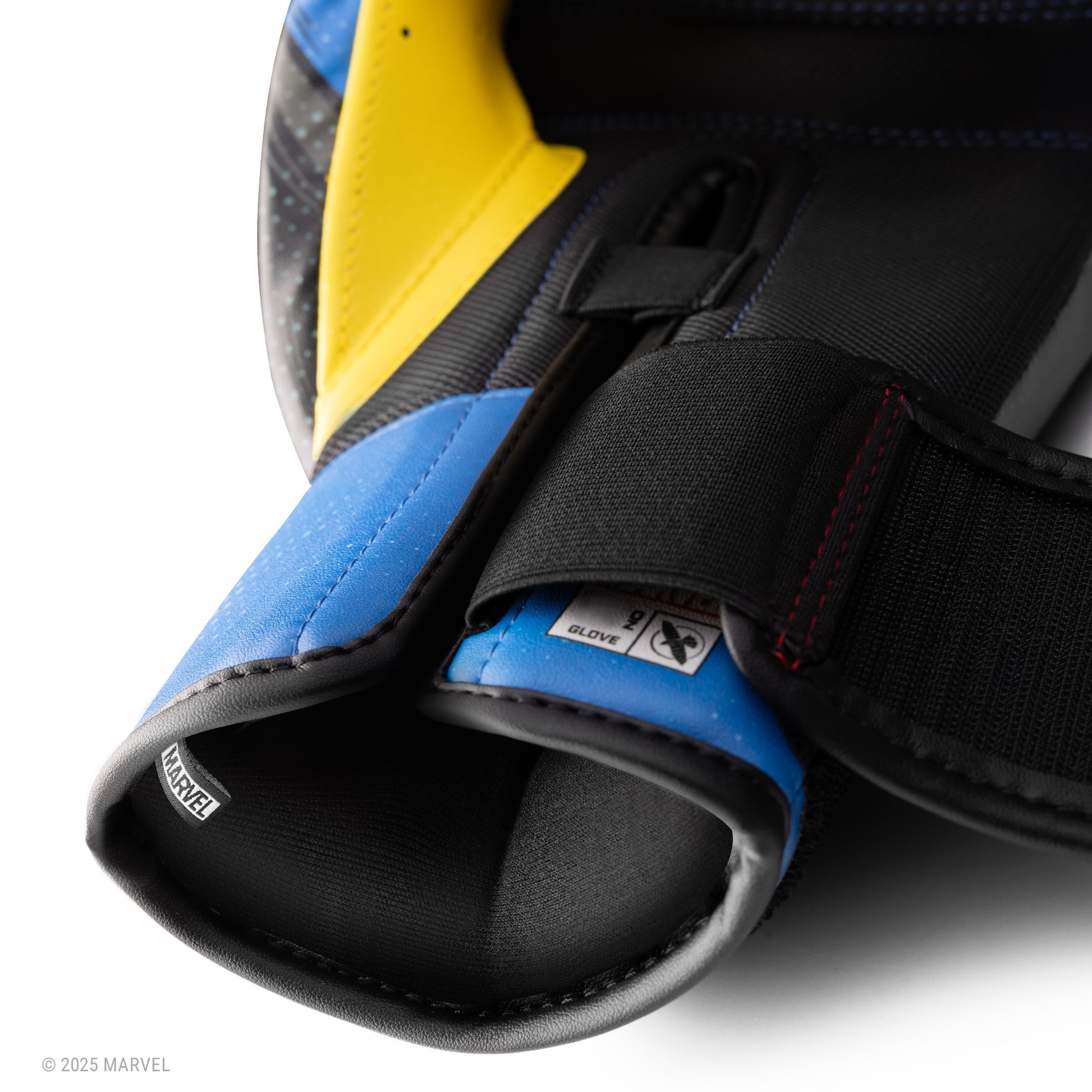 Marvel's Classic Wolverine Boxing Gloves - Claw Detail